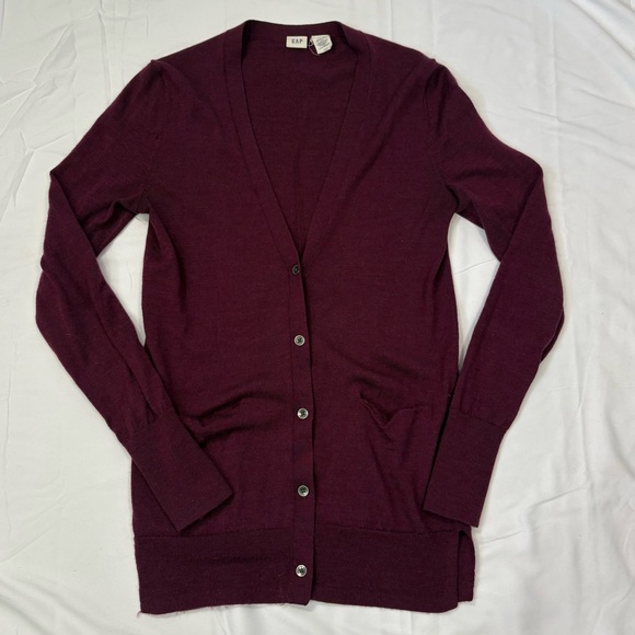 GAP Sweaters - Gap 100% Extra Fine Merino Wool Button Front Cardigan Purple Women’s XS